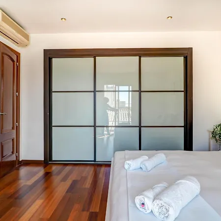 Ollie By Hello Homes